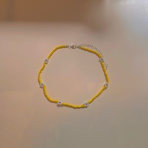 Beaded Flower Choker Necklace